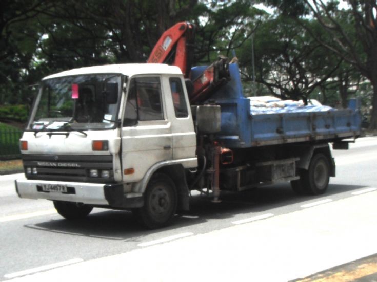 Used nissan dump truck singapore #6