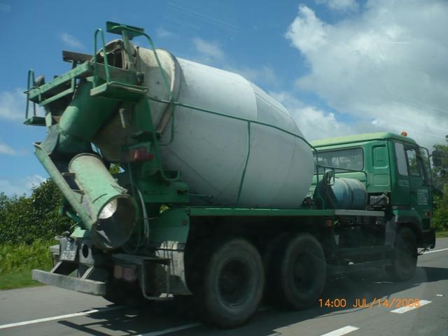 Nissan Diesel Cement Mixer