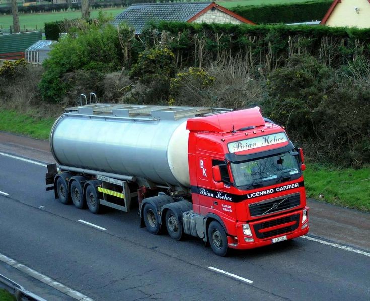  Volvo FH 11-CW-523
