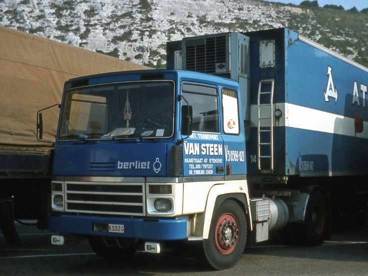  Berliet TR320 (KS 924) 