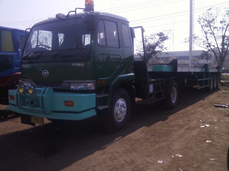 Ud trucks nissan diesel indonesia #7