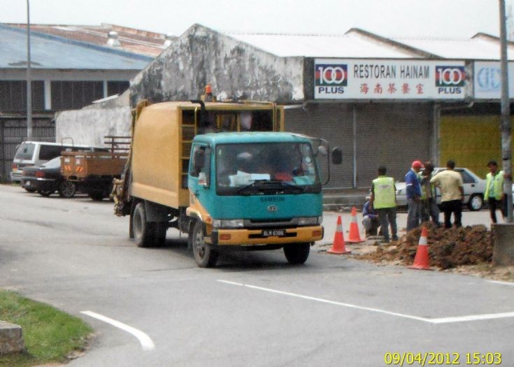 Ud nissan diesel malaysia #10