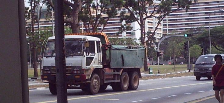 Mitsubishi Fuso dump truck