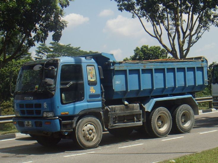 Thong Huat Brothers Pte Ltd CXZ Isuzu Dump Truck