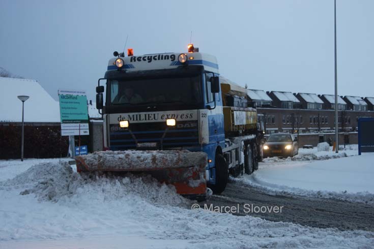 Winter Service Nootdorp Netherlands, A DAF 95 XF