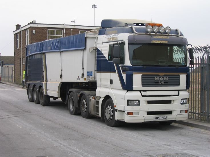 2006 Lodge Transport MAN TGA Bulk Tipper