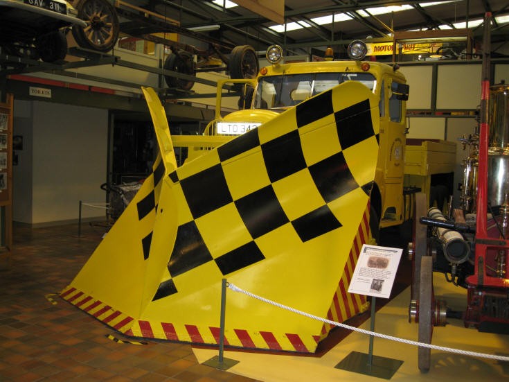 Mack Snowplough 6x6