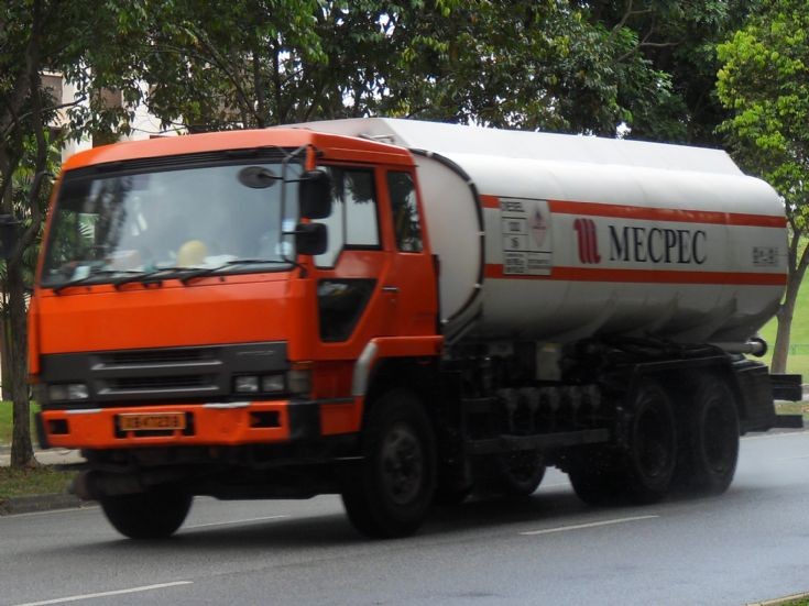 Mecpec Trading Co Pte Ltd FU419U Mitsubishi Fuso Fuel Oil Tanker Truck