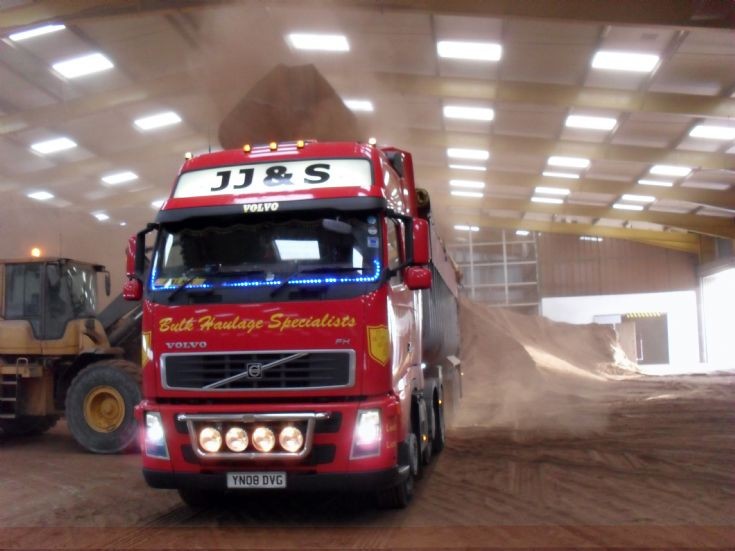 J J & SVolvo fh480 