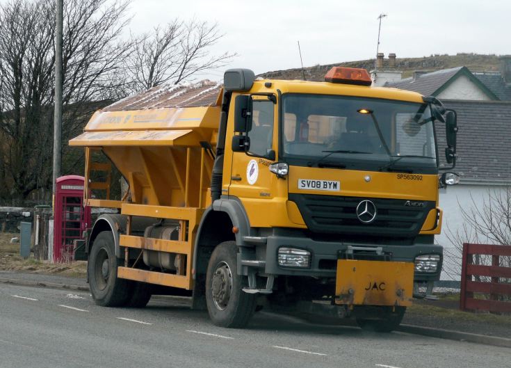 Highland Council Mercedes Axor gritter