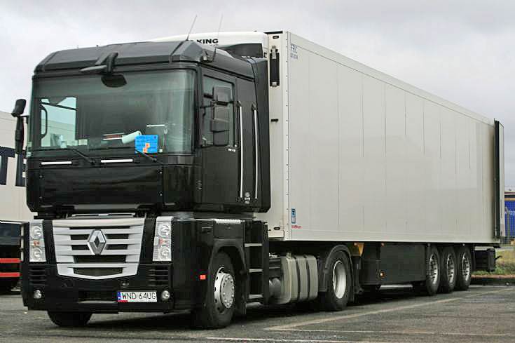 Very smart Renault, Immingham, N.E. Lincs