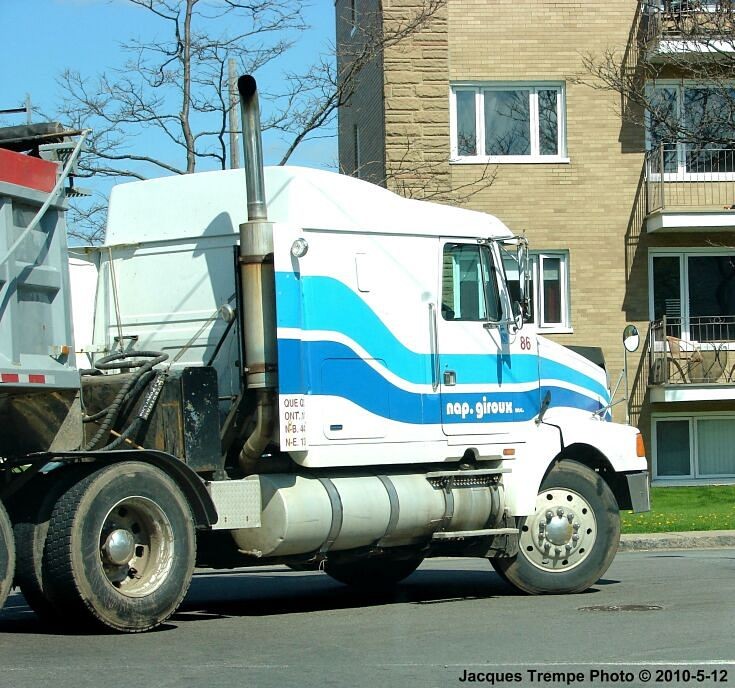 Nap. Giroux Freighliner
