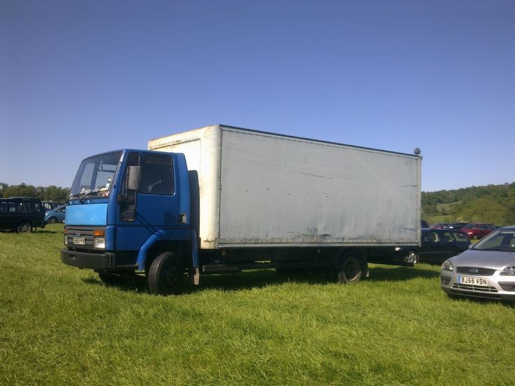 1987 Ford Cargo 0813 box van at Belvoir Castle rally 2010