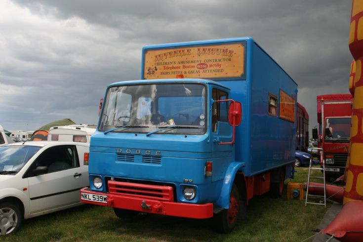 1981 Dodge Commando G100 Fair lorry at Carrington Rally
