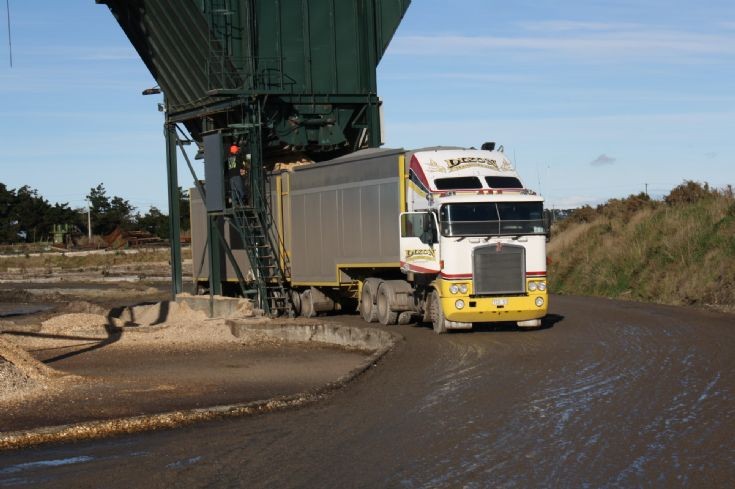 Dixon Transport K-model Kenworth chipliner at South-Wood Exports Awarua plant New Zealand