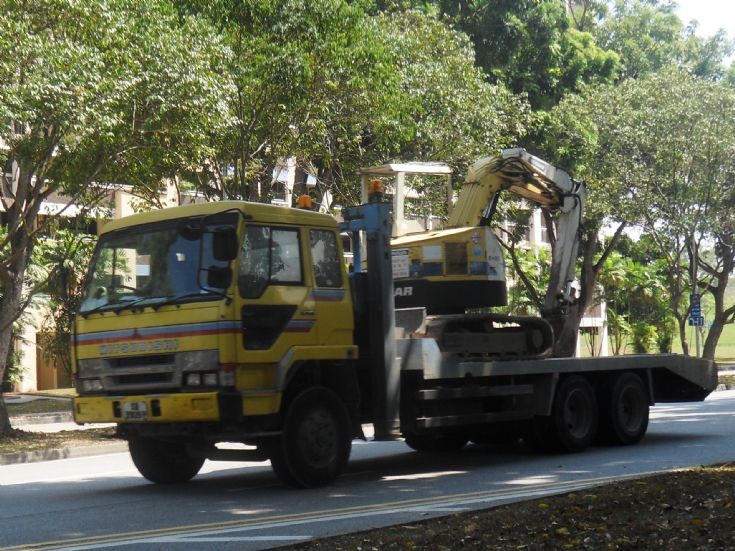 Mitsubishi Fuso Great FU416 Self Loader Truck with a Yanmar Mini Excavator