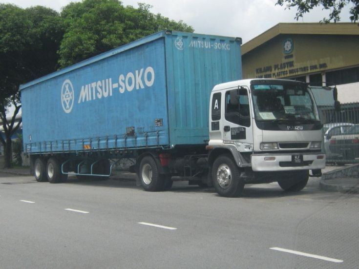 Mitsui Soko Logistics Company ISUZU GVR 23 Tractor and Trailer, Petaling Jaya, Malaysia