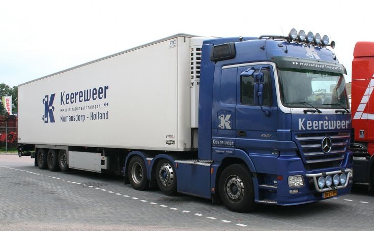 Keereweer Mercedes-Benz Actros tractor unit