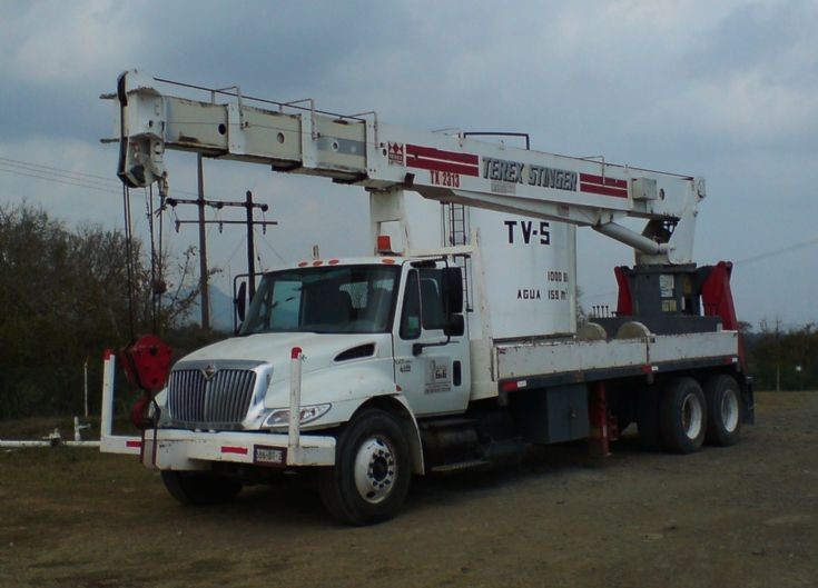 International truck with Terex Stinger crane Mexico