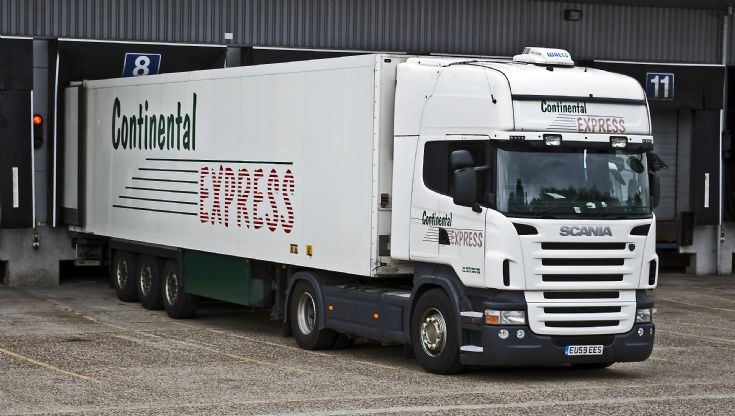 Continental Express Scania R in Waltham Abby