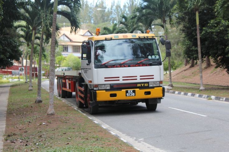Nissan RTS Diesel tractor and trailer