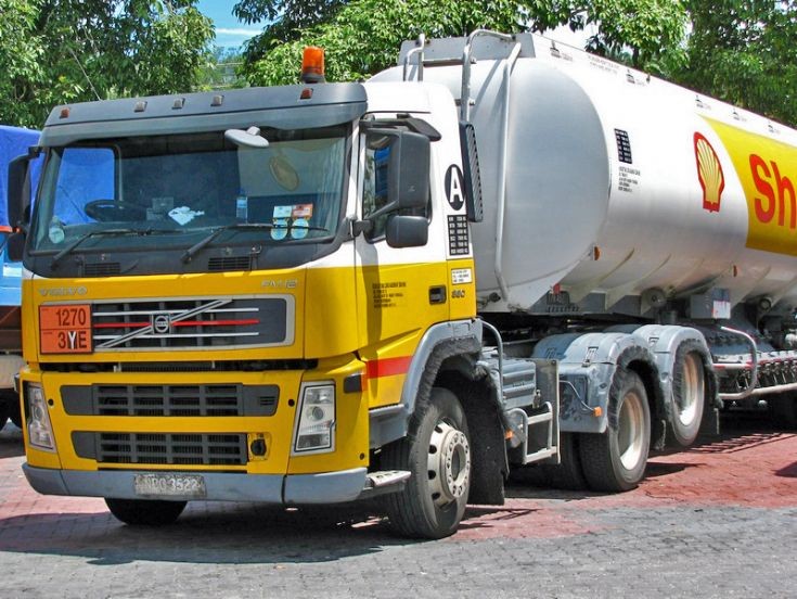 Shell Volvo FM12-380 