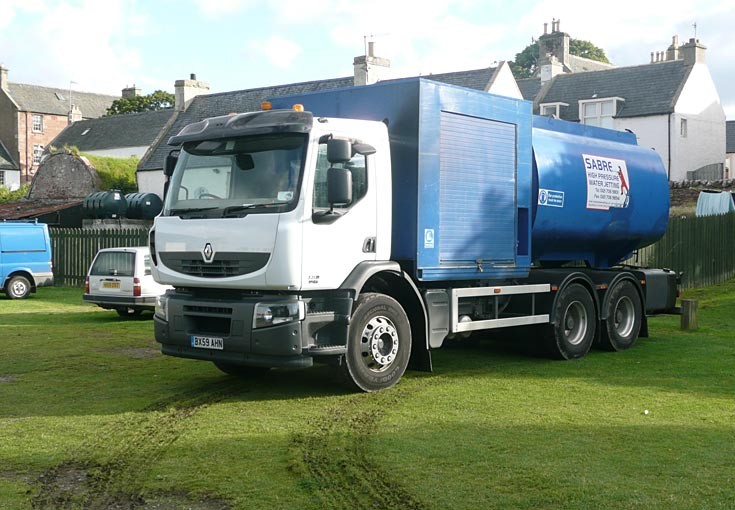 Sabre High Pressure Water Jetting Renault 320 on Cromarty Links