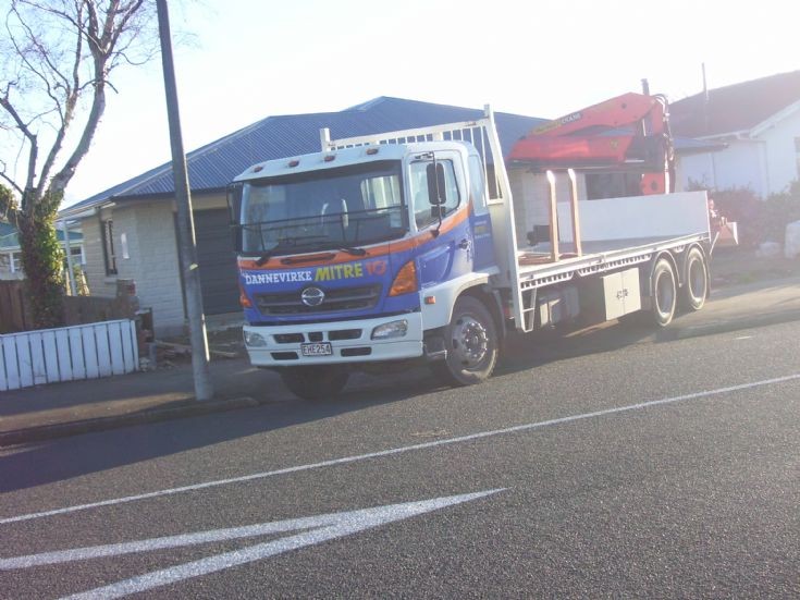 MITRE 10 HINO