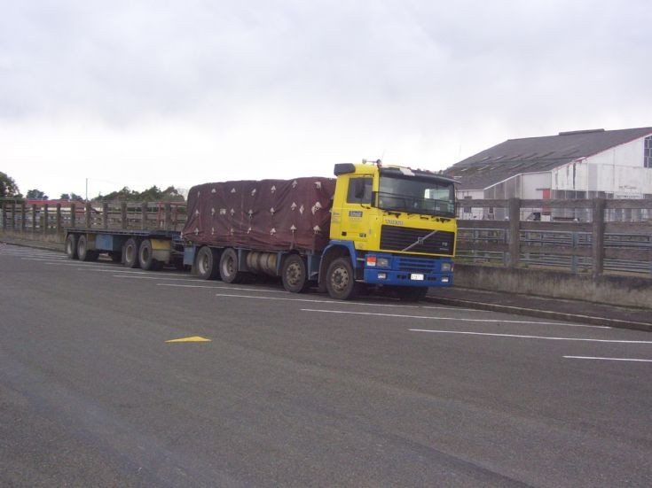 1993 VOLVO F12