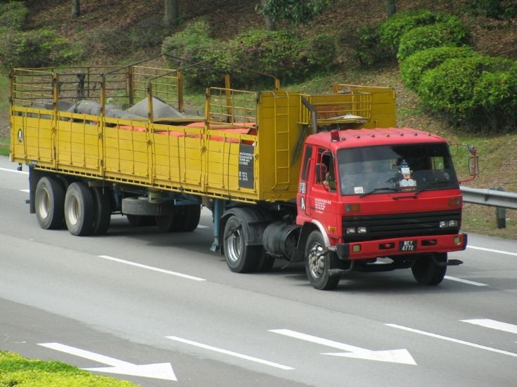 Nissan diesel ud truck malaysia #2